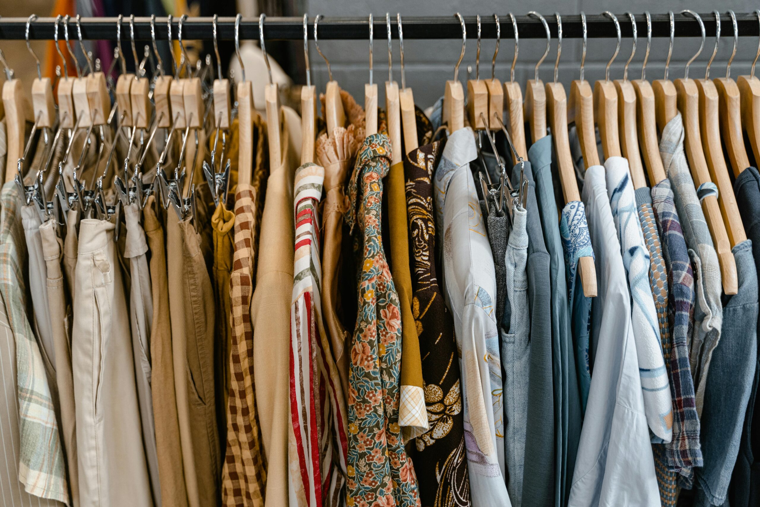 buy sell vintage clothing
