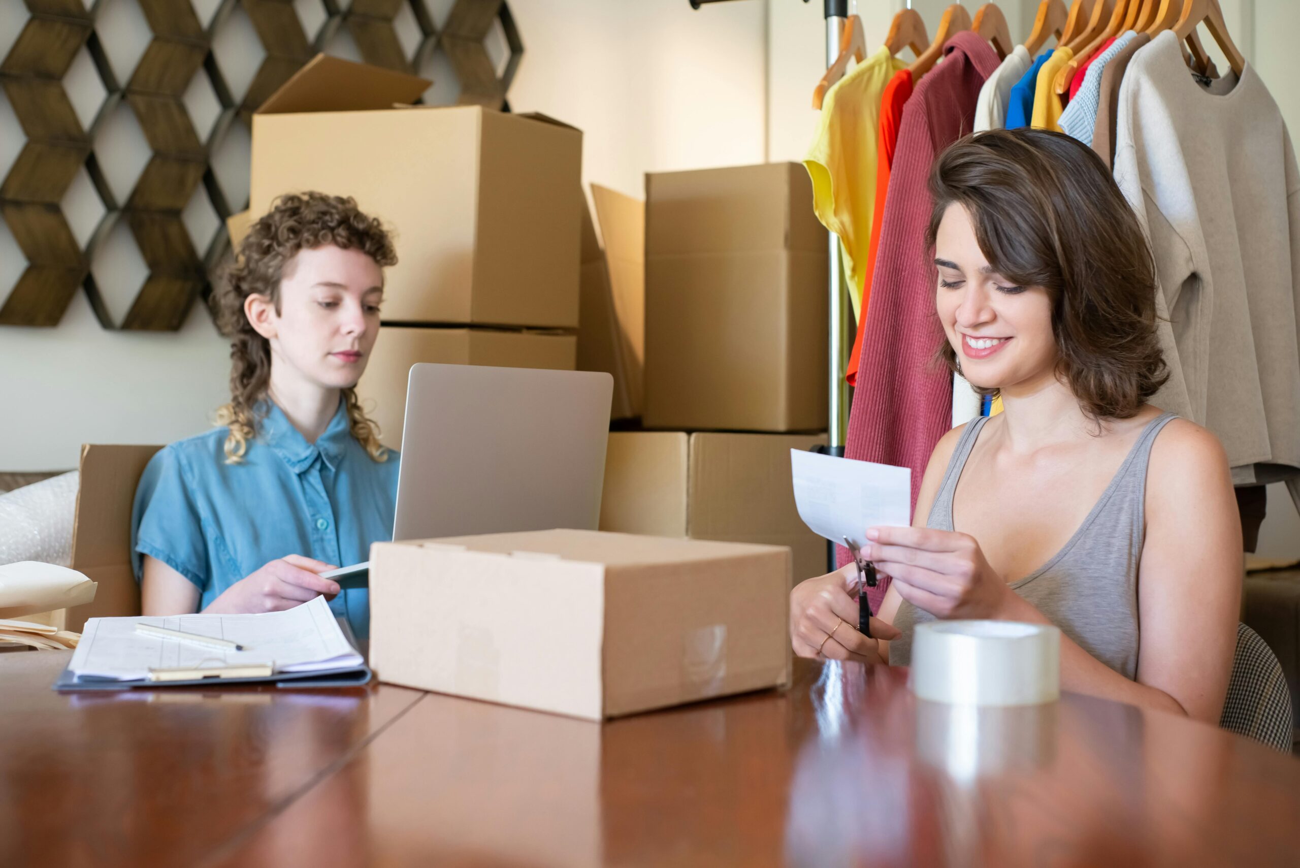 How to Sell Clothes on Poshmark: Tips for Success