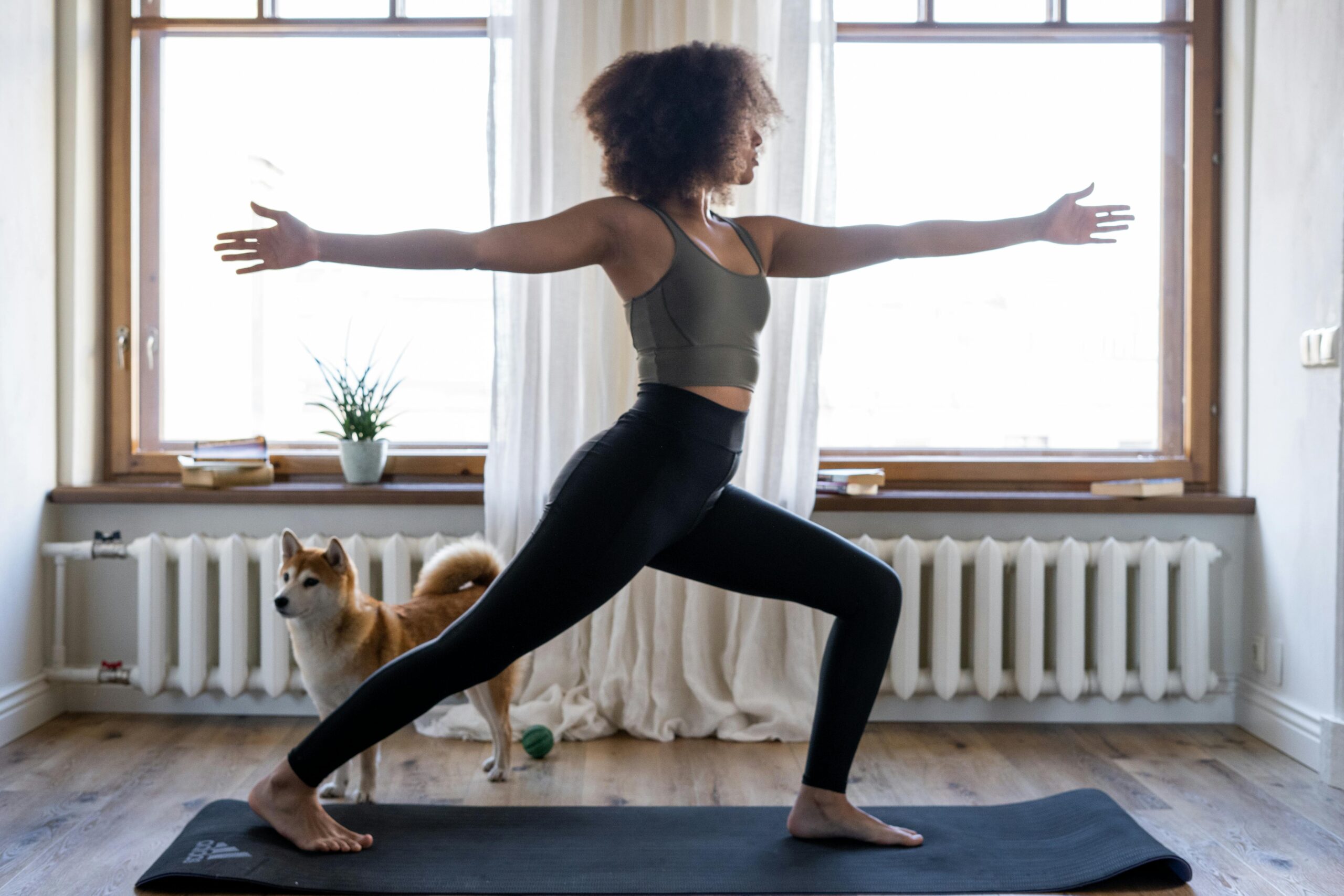 How To Choose the Best E-commerce Platform for Your Athletic Wear Store