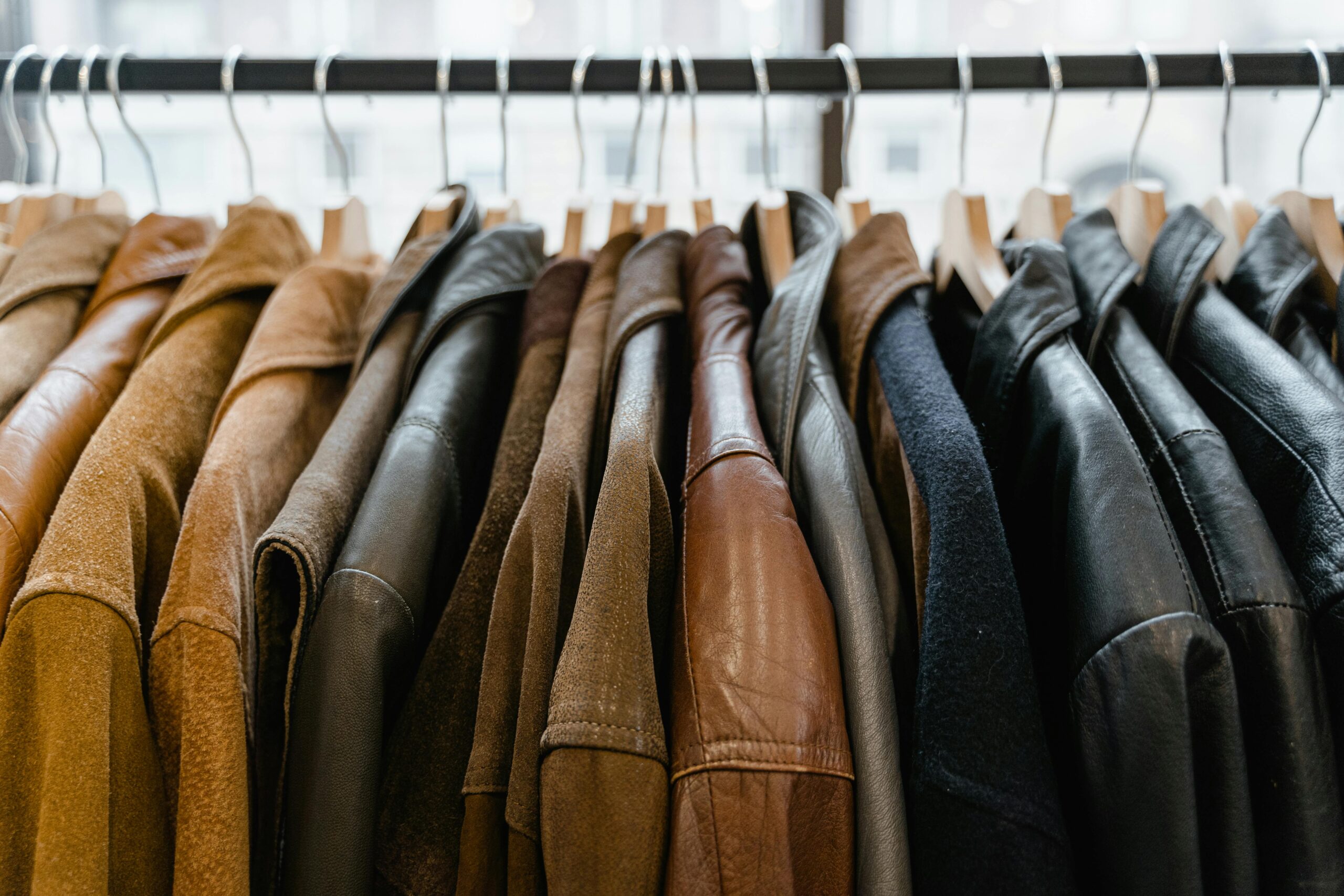 how to launch a thriving sustainable fashion online store